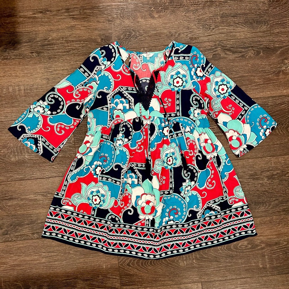 Crown & Ivy floral paisley tunic, size medium